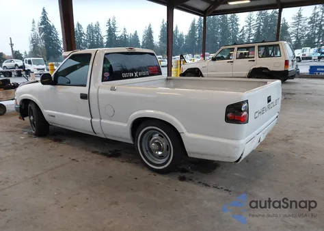 1998 Chevrolet S-10 Fleetside from USA, damaged, VIN 1GCCS1441WK189975